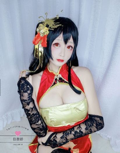 美女跳舞
