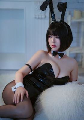 李雪琴