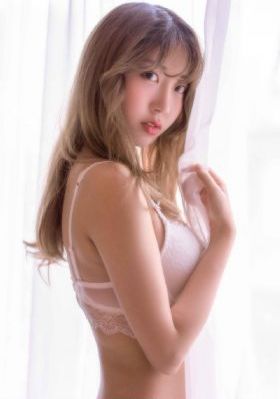 梦中的她